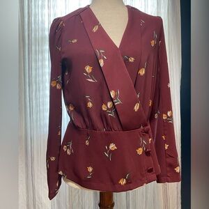 Elodie floral long sleeve top, button details, size medium